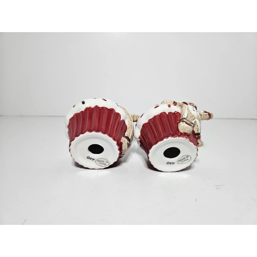 Fitz Floyd Sweet Treats Christmas Cupcake Gingerbread Salt Pepper Shakers 2006
